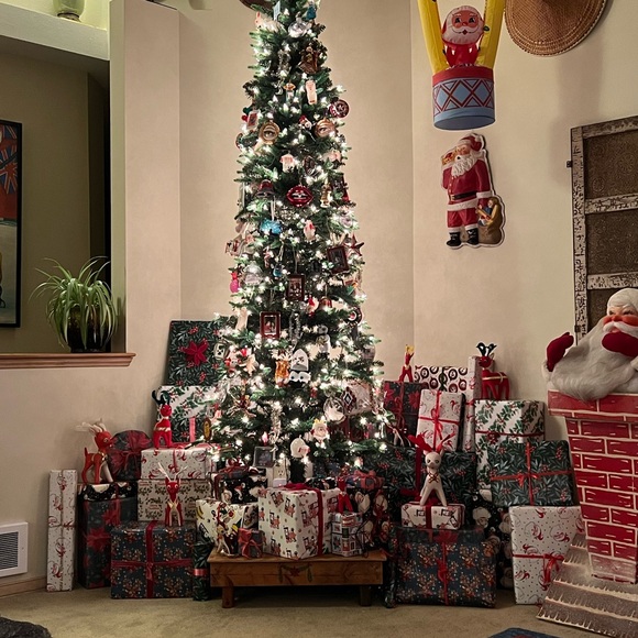 Meet your Posher - Picture 2 of 13